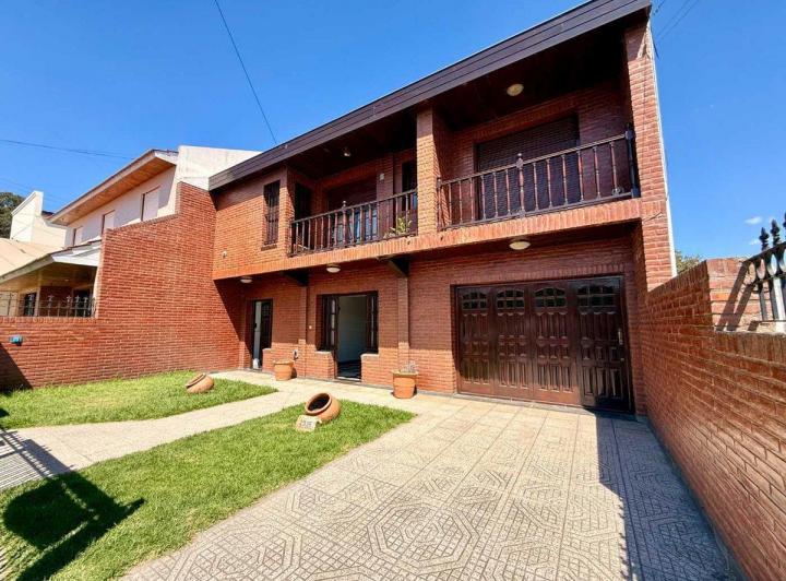 PH · 288m² · 7 Ambientes · 3 Cocheras