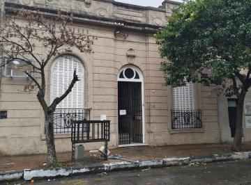 Casa · 300m² · 9 Dormitorios · Casa Uso Comercial en El Corazon de Alto Alberdi