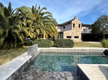 Casa · 350m² · 6 Ambientes · 3 Cocheras · Casa en Venta Los Mimbres