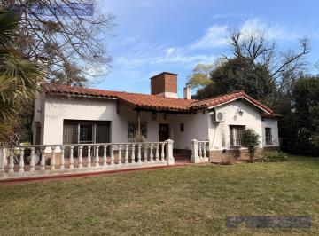 Casa · 149m² · 5 Ambientes · 5 Cocheras · Casa Quinta en Tortuguitas Lote 2000 m