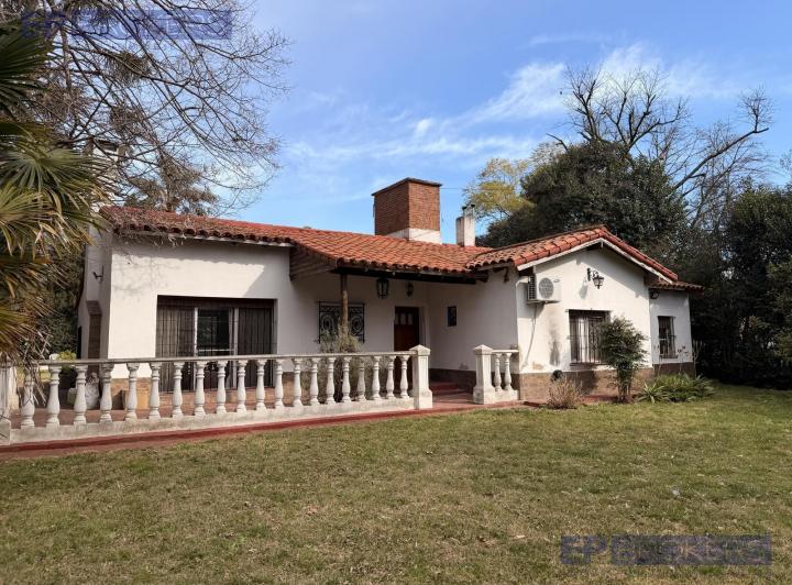 Casa · 149m² · 5 Ambientes · 5 Cocheras