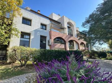 Departamento · 75m² · 4 Ambientes · 1 Cochera · Depto 2 Dor C/ Cochera - Casonas del Parque