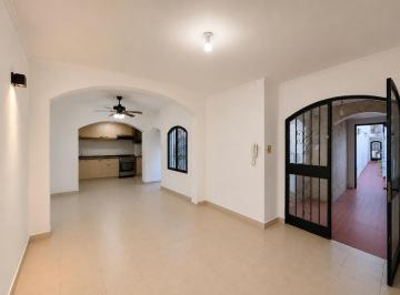 Casa · 103m² · 4 Ambientes · Casa Interna Unica en Venta de 3 Dorm.