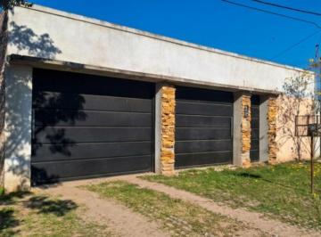 Casa · 93m² · 3 Ambientes · 1 Cochera · Casa en Venta – Barrio Nazareth | Reconquista
