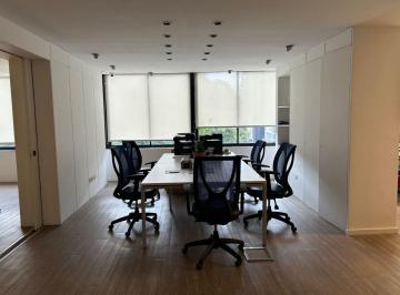 Oficina comercial de 1 ambiente, Retiro · Lindísima Oficina con Vista a Plaza San Martín!