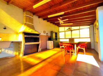Departamento · 114m² · 4 Ambientes · Departamento Venta 4 Amb Pompeya Terraza Propia