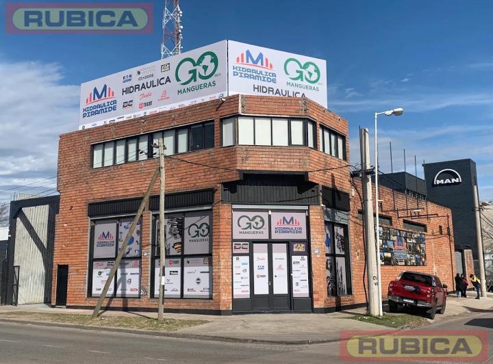 Depósito · 484m²