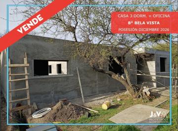 Casa · 194m² · 4 Ambientes · Vendo Casa 3 Dorm. + Oficina a Estrenar B° Bela Vista.