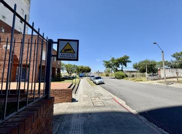 Garage · Cochera en Venta y en Alquiler en Edificio Ginkgo