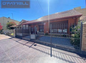 Casa · 142m² · 3 Ambientes · 1 Cochera · Casa / Chalet Calle 29 Entre 24 y 26 - Miramar