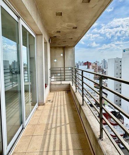 Departamento · 90m² · 4 Ambientes · 1 Cochera