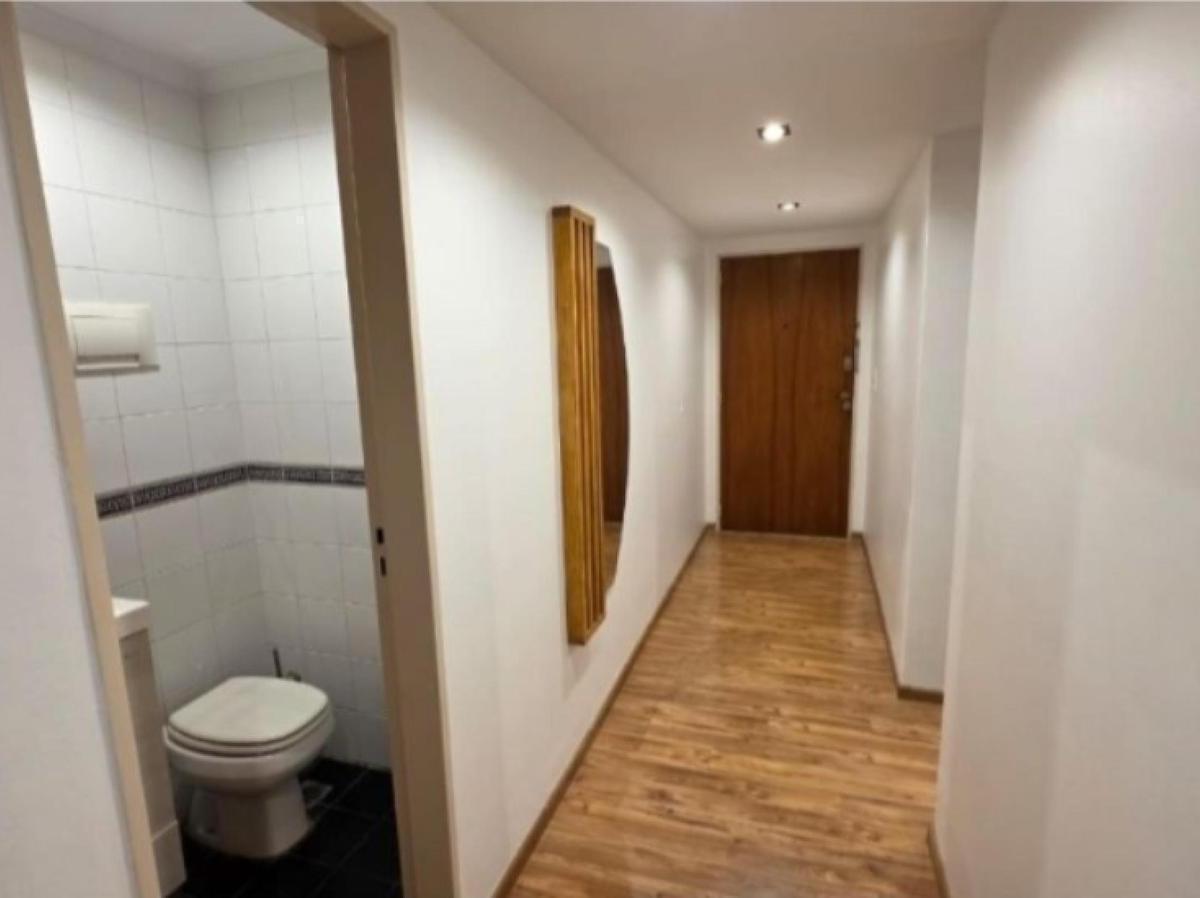 Departamento de dos dormitorios en venta en Plaza Mitre, 60m²