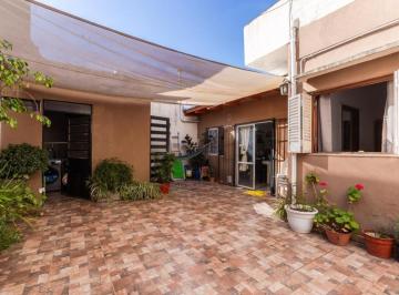 Casa · 116m² · 6 Ambientes · Casa 3 Dorm. y Patio en Jorge Cura