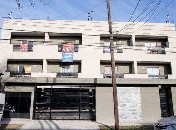 Departamento de 2 ambientes, Berazategui · Departamento Dos Ambientes con Cochera