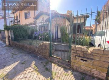 Casa · 130m² · 6 Ambientes · 3 Cocheras · Casa / Chalet Calle 14 Entre 17 y 19 - Miramar