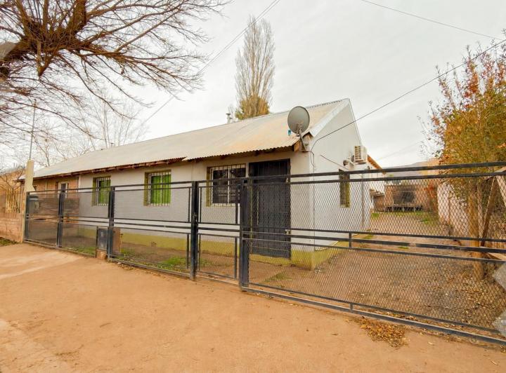 Casa · 60m² · 4 Ambientes · 1 Cochera