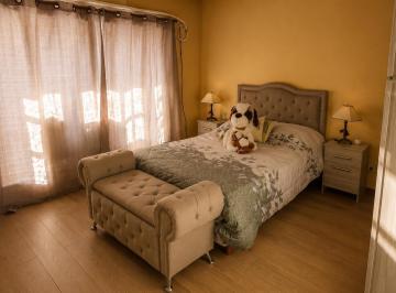 Habitación - P Alta · Casa en Lanús