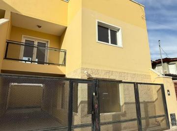 Casa · 288m² · 3 Ambientes · 1 Cochera · En Alquiler |duplex de 2 Dorm. | Plottier | Neuquén
