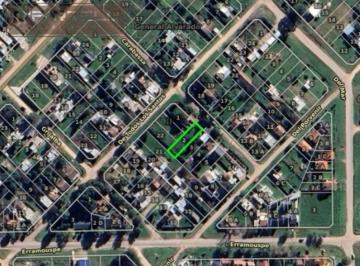Terreno · 400m² · Lote / Terreno Calle Carabassa Entre Todos Los Santos y del Porvenir - Miramar