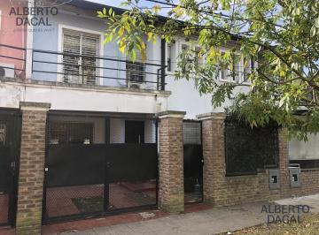Casa · 80m² · 4 Ambientes · 1 Cochera · Casa / Duplex - 3 Dor. - Venta en City Bell