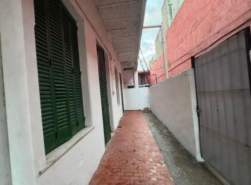 PH de 3 ambientes, Avellaneda · PH de 60 m² con 2 Dorm. en Alquiler