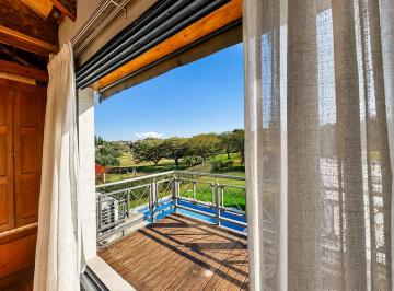 Casa de 6 ambientes, Córdoba · Venta Exclusiva Casa con Fondo Al Golf en Lomas de La Carolina | 1.711 m² de Terreno