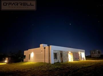 Casa · 141m² · 4 Ambientes · 1 Cochera · Casa / Chalet en Cardón Miramar Link Golf - Lote 148 Cercano Al Hoyo 14