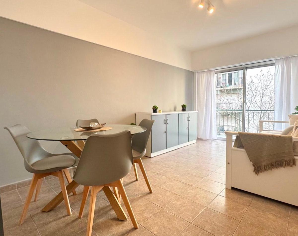 Departamento 2 amb, 43m² con balcón — Güemes