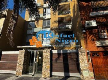 YMR-YMR-89_2 · Luminoso Semi Piso 2 Ambientes con Patio y 2 Balcones en Liniers