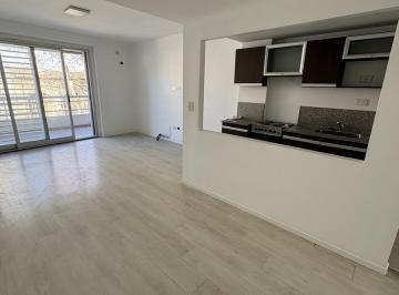Departamento · 49m² · 2 Ambientes · Venta - 2 Amb en Avellaneda con Patio y Balcón