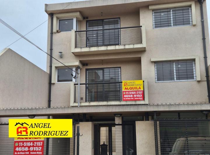 Departamento · 54m² · 2 Ambientes · 1 Cochera