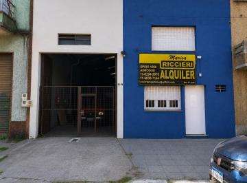 Depósito · 240m² · Depósito en Valentin Alsina