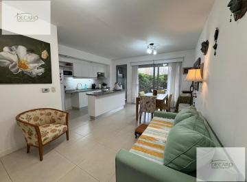 Departamento · 50m² · 2 Ambientes · 1 Cochera · Departamento 2 Amb en Planta Baja con Jardin.