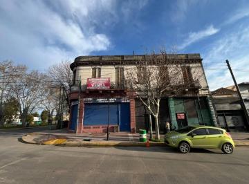 Casa · 240m² · 10 Ambientes · Venta Casa en PH a Reciclar, Ensenada