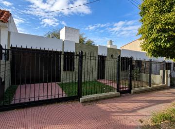Casa de 6 ambientes, Córdoba · Venta Casa de 2 Dorm. en Barrio Vélez Sarsfield