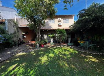 Casa · 224m² · 4 Ambientes · 2 Cocheras · Venta Casa 4amb Apto Credito P Johnston Hurlingham