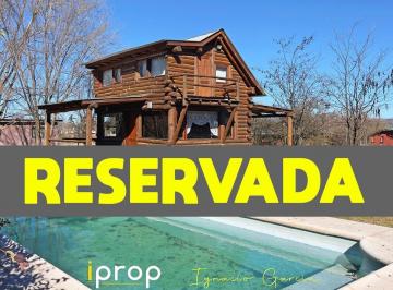 Casa · 66m² · 3 Ambientes · Encantadora Cabaña - 2 Dorm. con Pileta - Vista a Las Sierras! Villa Gloria - Villa Giardino!