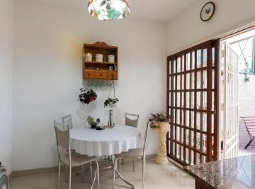 Casa · 124m² · 4 Ambientes · 1 Cochera · Venta PH Tríplex 4 Ambientes con Cochera, Playroom y Patio | Apto Crédito | Villa Santa Rita
