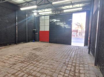 Bodega-Galpón · 172m² · Alquiler Galpón de 170 m² Cub. Sobre Av Libertador