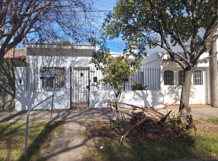 Casa · 100m² · 1 Ambiente · 1 Cochera