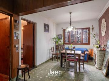 Casa de 4 ambientes, Rosario · Casa Planta Alta con Patio y Terraza en Echesortu