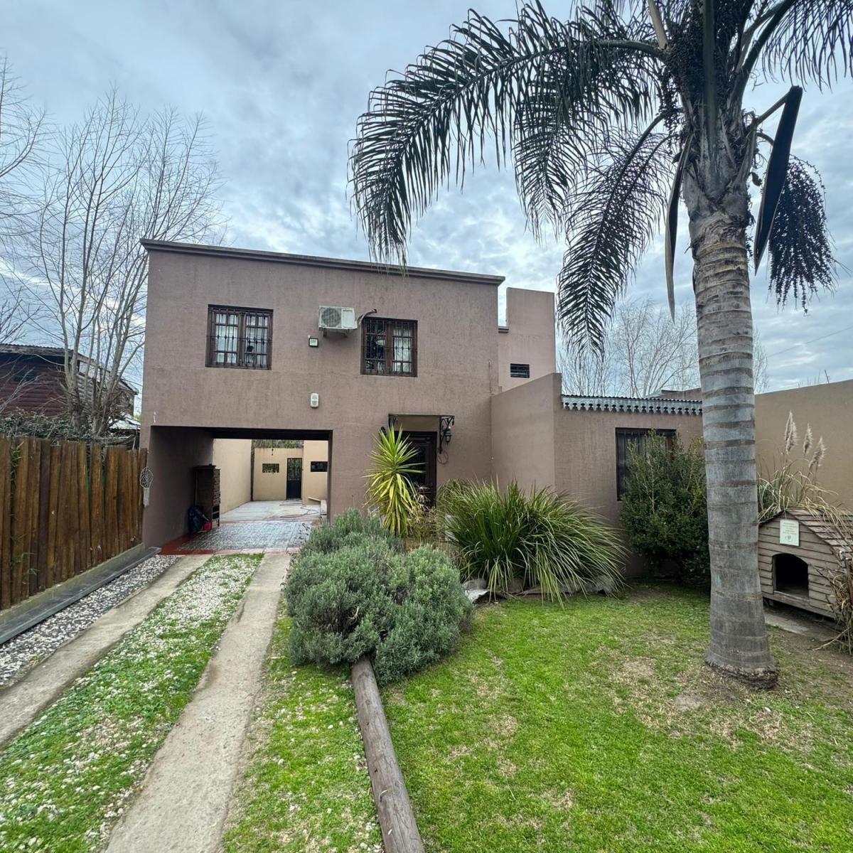 Oportunidad: casa en lote de 10x60 - Barrio El Roncón
