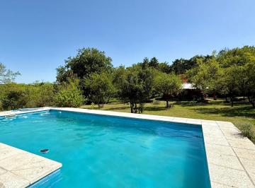 Casa · 150m² · 3 Ambientes · 1 Cochera · Venta - Hermosa Casa - Cabana Unquillo