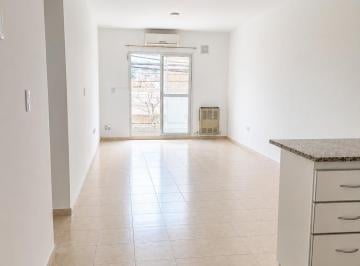 Departamento de 2 ambientes, Neuquén · Alquiler Departamento 1 Dormitorio Centro de Neuquen con Cochera