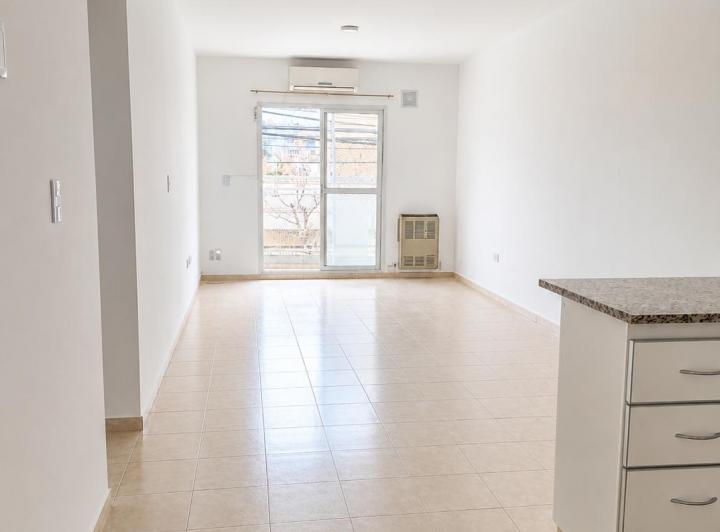 Departamento · 48m² · 2 Ambientes · 1 Cochera