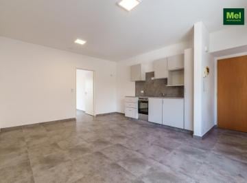 Departamento · 36m² · 2 Ambientes · 2 Ambientes Luminoso - Abasto - Venta