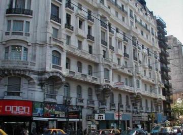 Oficina comercial · 90m² · 3 Ambientes · Oficina 90 m² (4 Amb) S/pueyrredón Esq. Corrientes