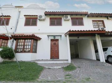 Casa · 131m² · 5 Ambientes · 1 Cochera · Casa 5 Ambientes Venta Villa Celina Garage Patio