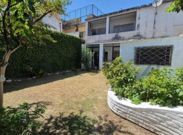 Casa · 94m² · 5 Ambientes · Departamento 3 Dorm. Barrio Juniors