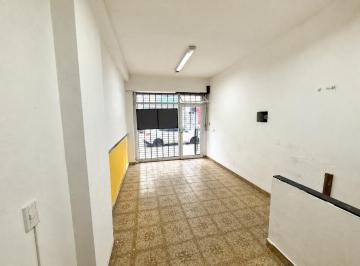 Local comercial · 39m² · 2 Ambientes · Local a La Calle - 39 m² - Chacarita